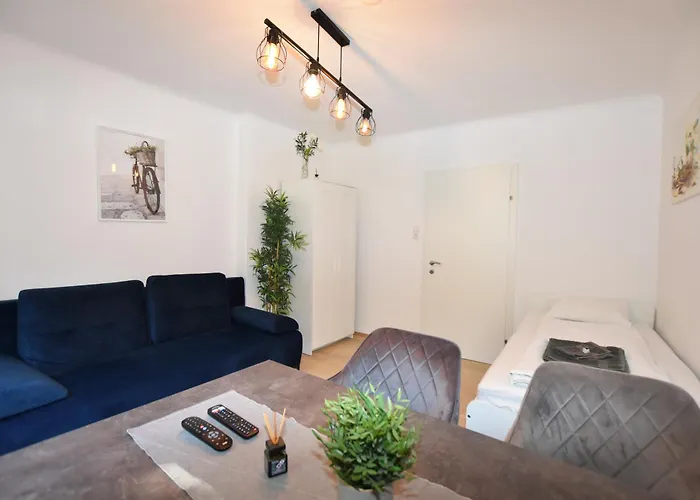 Ein Traum Im Leechwald Naehe Lkh Appartement *